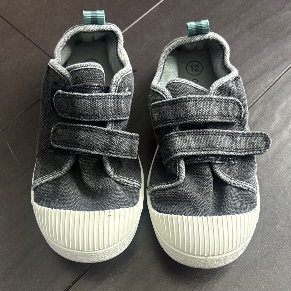 Cat & Jack Black and White Kids Sneakers